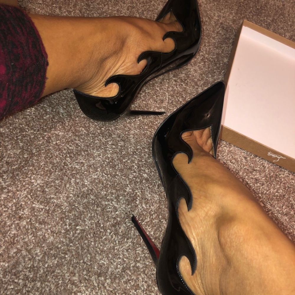 LOUBOUTIN OLAVAGUE